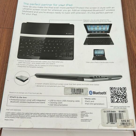 New Logitech IPad two and third generation ultrathin keyboard cover magnetic - Picture 4 of 6